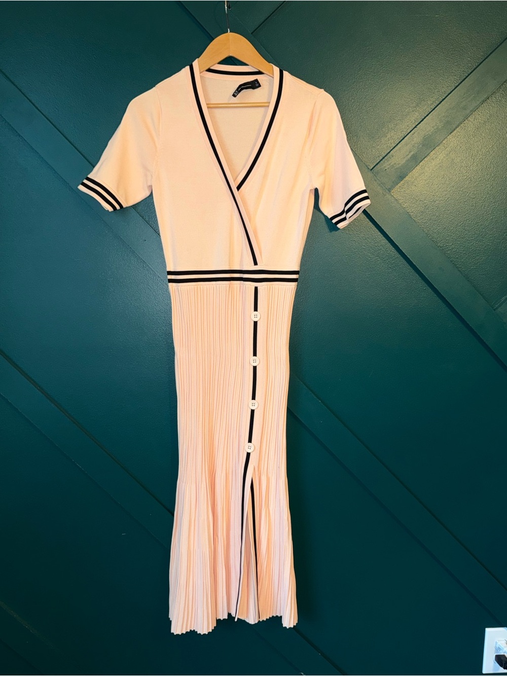 Pleated V-Neck Midi Dress in Blush with Contrast Trim - Picture 2 of 8